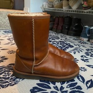 Classic UGG boots but with a smooth leather finish as opposed to the usual suede
